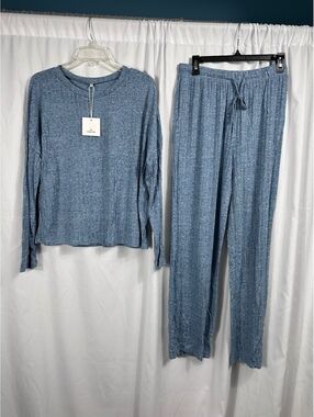 Noracora Women's Two-Piece Lounge Set in Light Blue XL